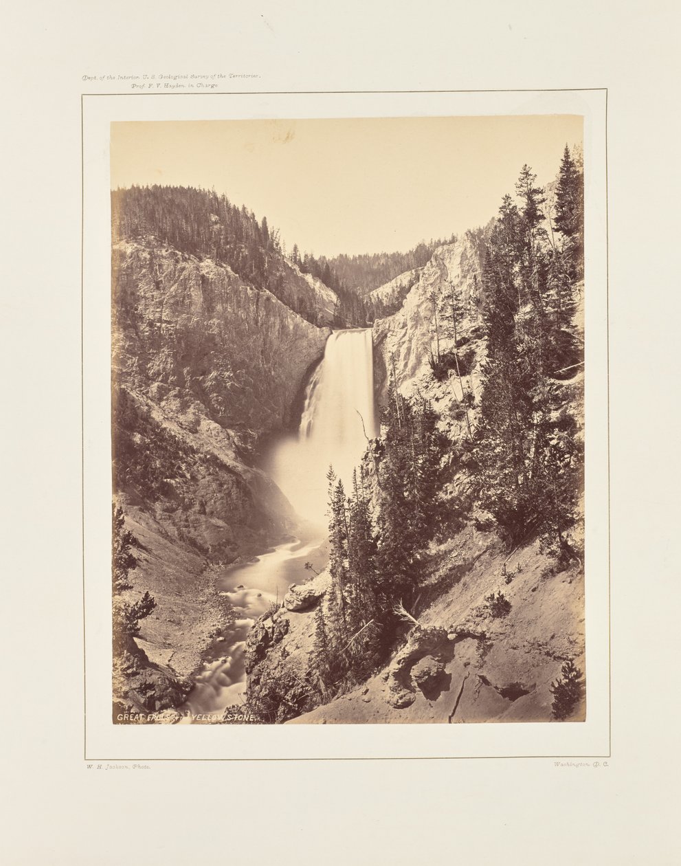 Cascatas Inferiores do Yellowstone, vista de perto de William Henry Jackson