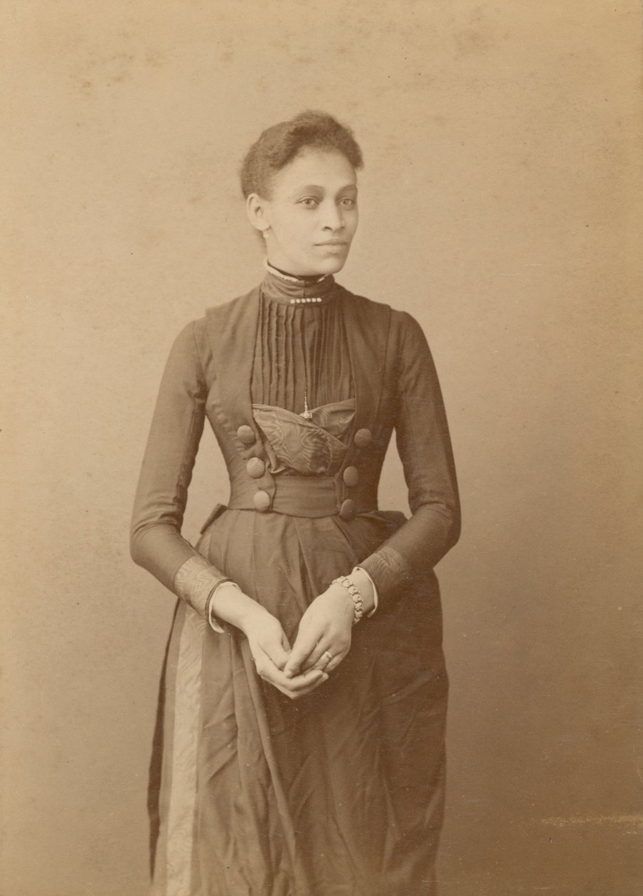 Cartão do gabinete de uma mulher, 1885-1892. de William J. Kuebler