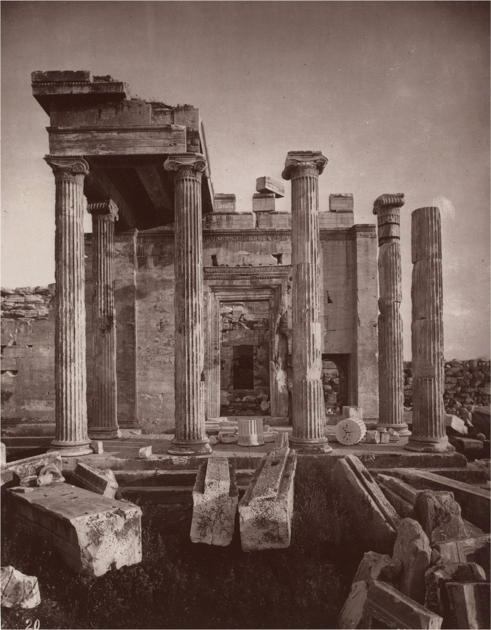 A Acrópole de Atenas, placa 20, 1869/1870 (foto) de William James Stillman