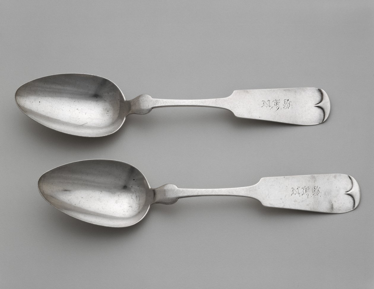Colheres de sobremesa, c. 1860-1870 (prata) de Wood and Hughes