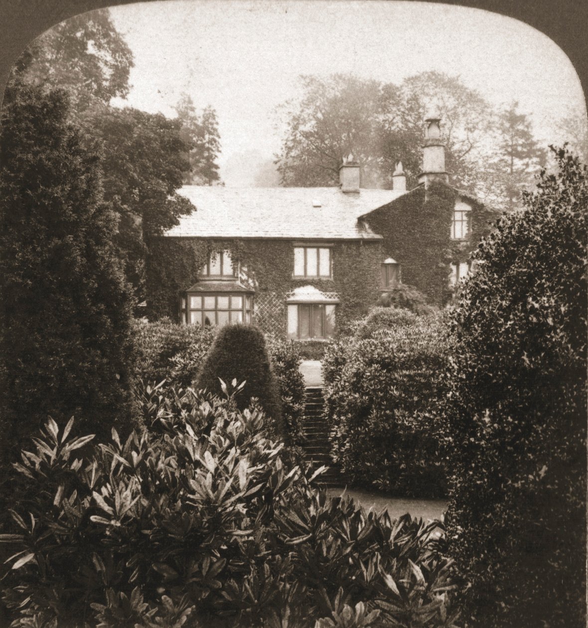 Rydal Mount, casa de William Wordsworths, Lake District, Engalnd, 1903. de Works and Sun Sculpture Studios