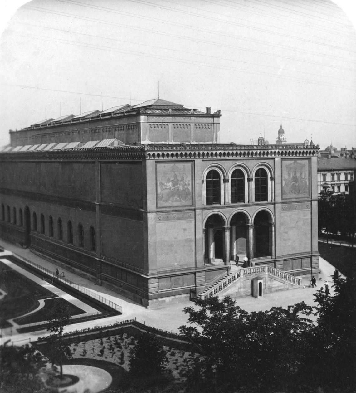 O Neue Pinakothek, Munique, Alemanha, c1900. de Wurthle and Sons