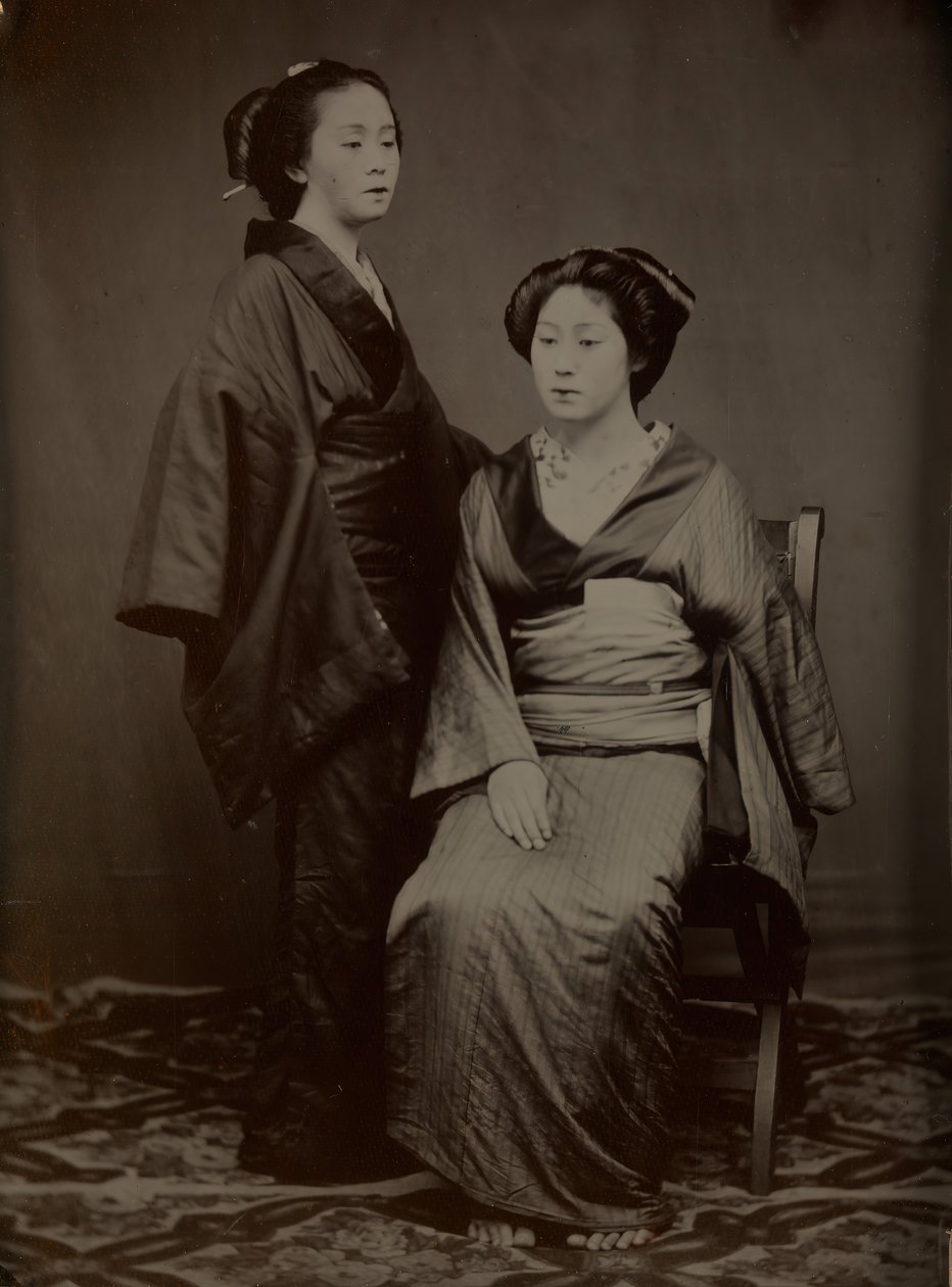 [Geisha with Attendant], 1860s. de Yokoyama Matsusaburo