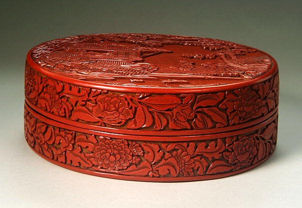Caixa de Cinábrio Circular Esculpida e Tampa (madeira lacada) (ver também 272181 e 272182) de Yuan Dynasty Chinese School