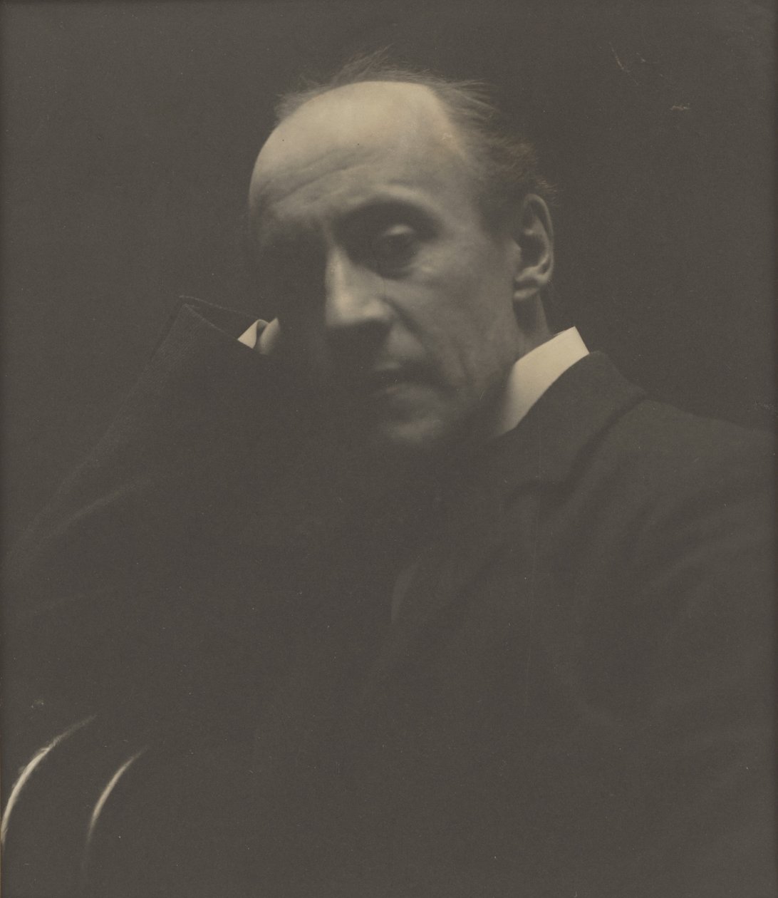 [Retrato de Sir Anthony Hope Hawkins] de Zaida Ben Yusuf