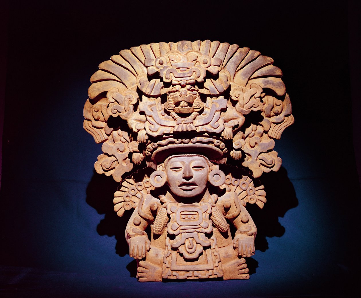 Urna representando um deus do milho, estilo Monte Alban III (cerâmica) de Zapotec
