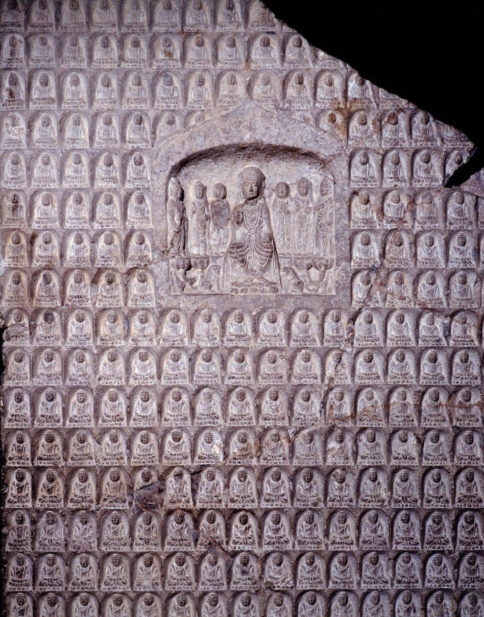 Arte chinesa: estela dos mil Budas. Período da Dinastia Zhou (Cheou). Século XI-XIII AC. Xangai. Museu de Xangai de Zhou Dynasty Chinese School