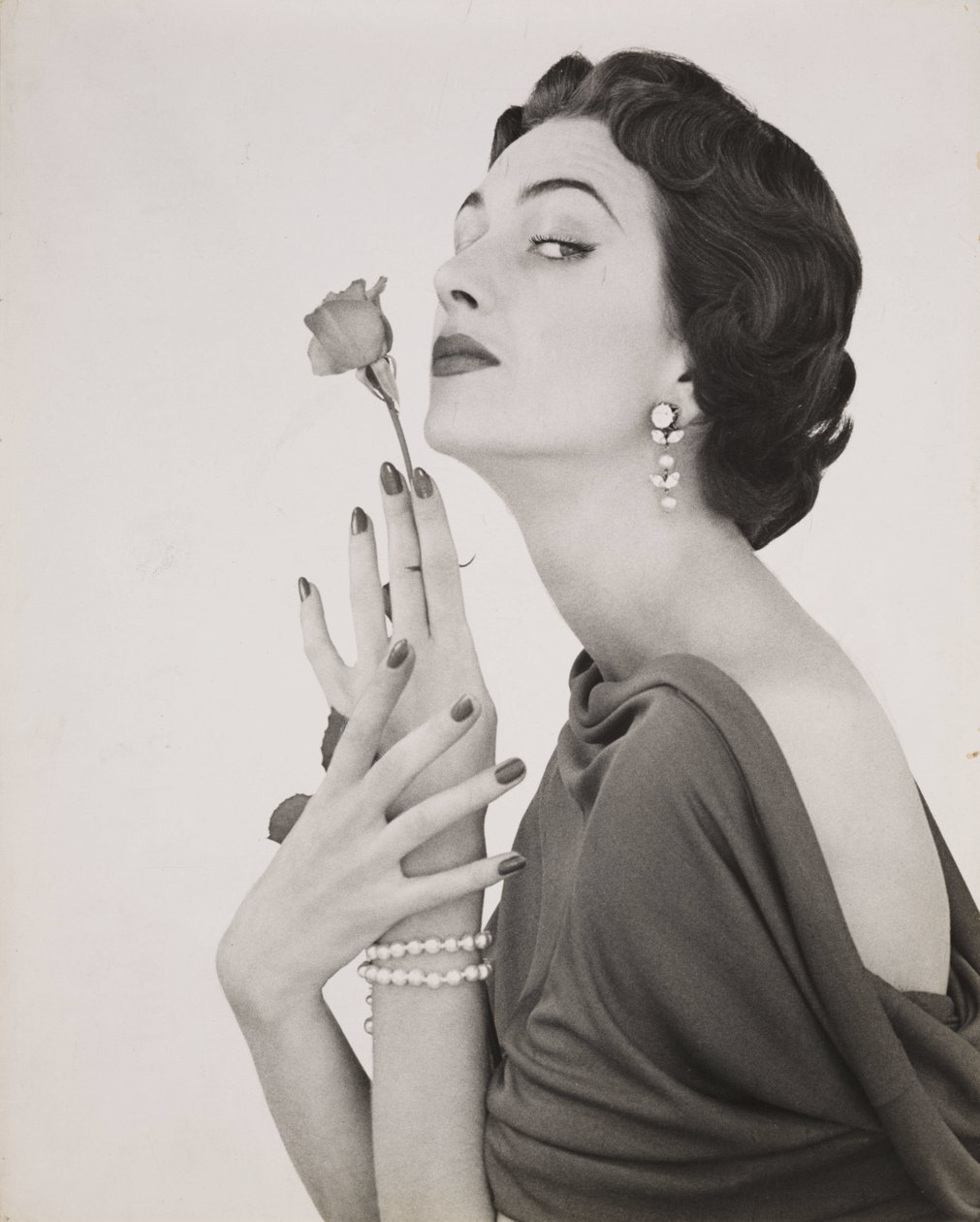 mulher com uma rosa, c.1960 de Zoltan Glass