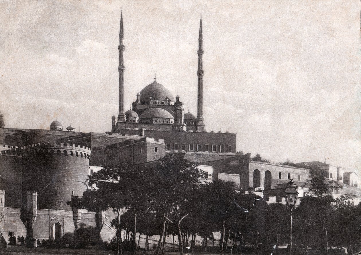 Cairo, a cidadela de Saladino (Egito). por volta de 1920 (foto p/b) de . .