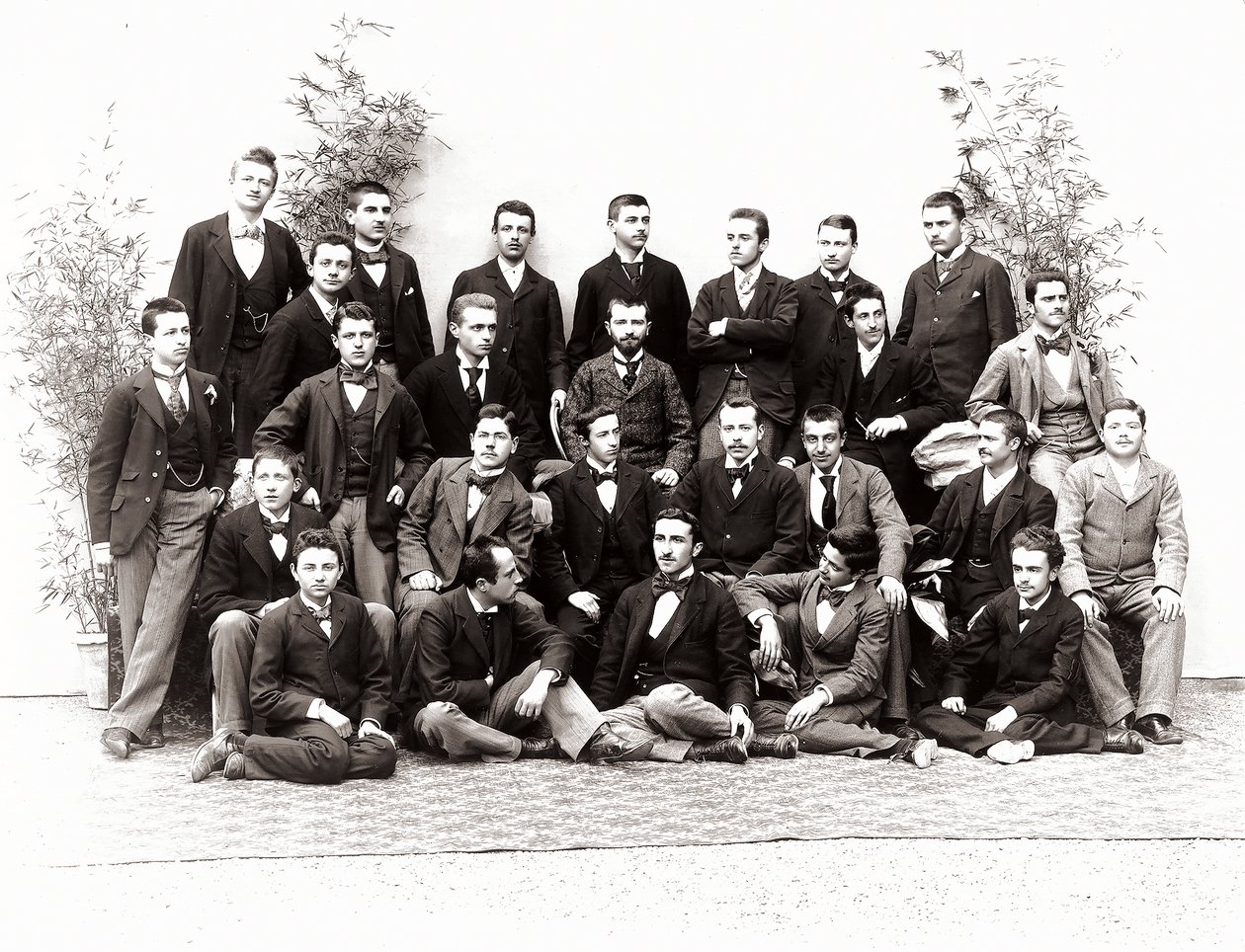 Retrato de grupo dos alunos do terceiro ano do ensino médio de Henry Charles Fehr