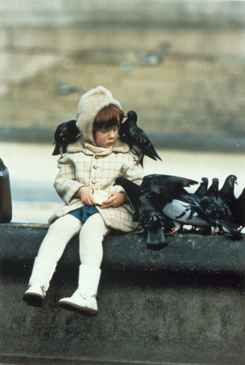 Menina com pombos de Frederick (attr. to) Barnard
