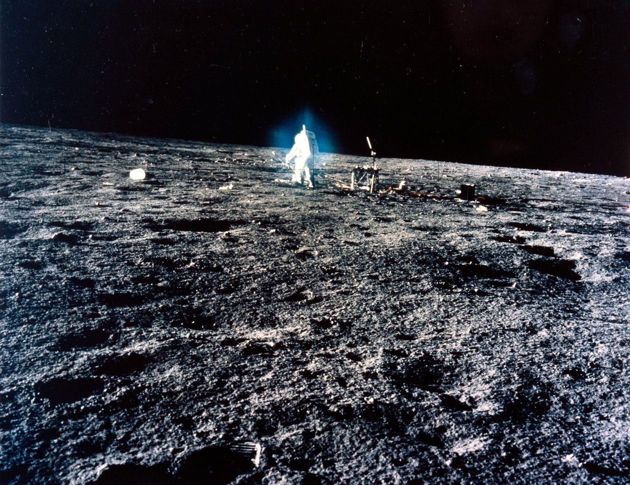 Voo espacial tripulado, EUA, astronauta da Apollo 12 Apollo 12 na Lua de Ferdinand Georg Waldmuller