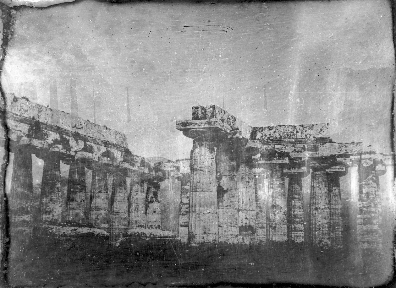 Paestum, O Interior da Basílica de Paestum, O Interior da Basílica do ângulo Sudoeste, 29 de Maio de 1841 de Frederick (attr. to) Barnard