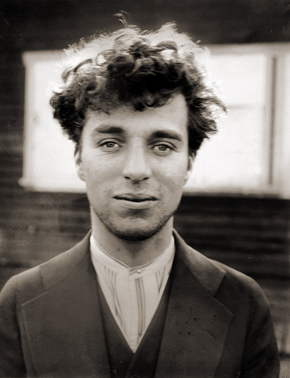 Retrato de Charlie Chaplin aos 27 anos de Hippolyte Lalaise Devéria
