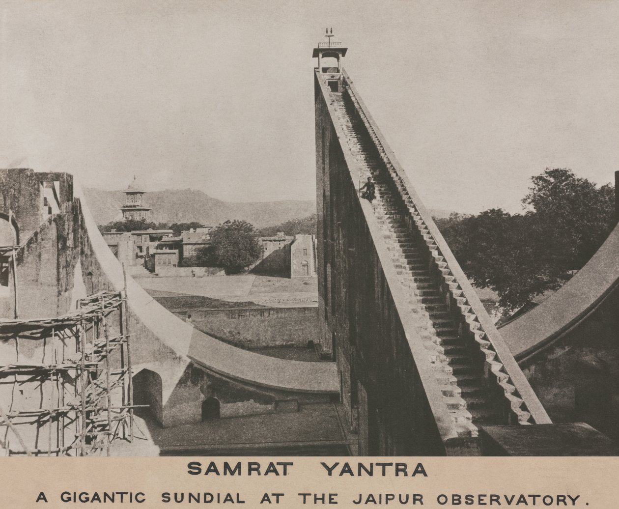 Samrat Yantra no Observatório Jaipur, Índia de Frederick (attr. to) Barnard