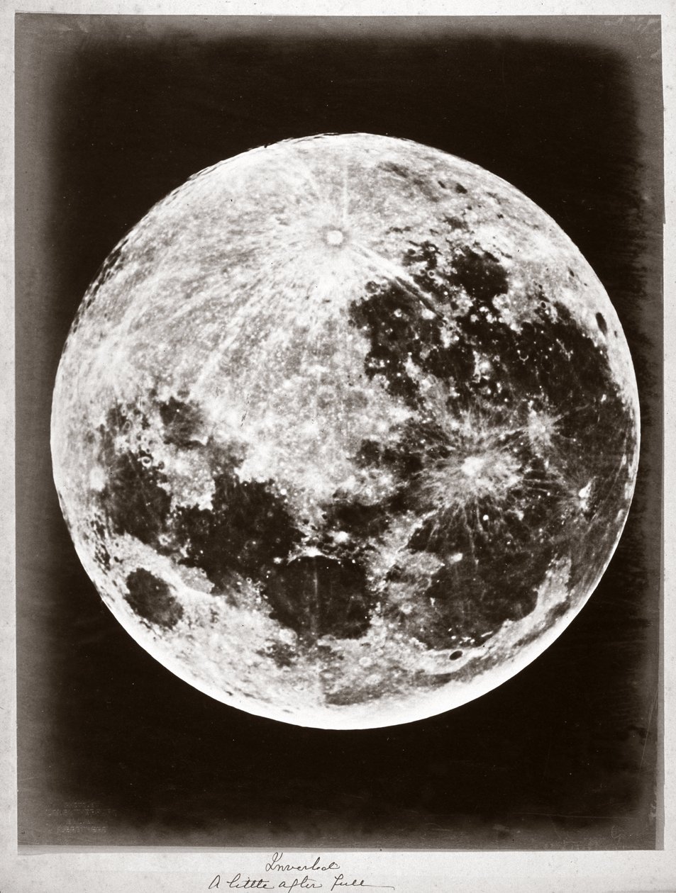 A Lua "um pouco depois de cheia de Frederick (attr. to) Barnard