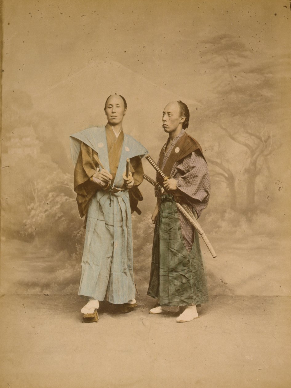 Dois japoneses, possivelmente samurais, c.1877 (foto) de . .