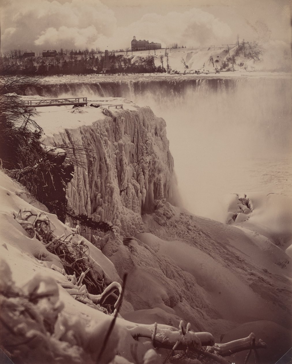Cataratas Congeladas de attributed to Charles Bierstadt