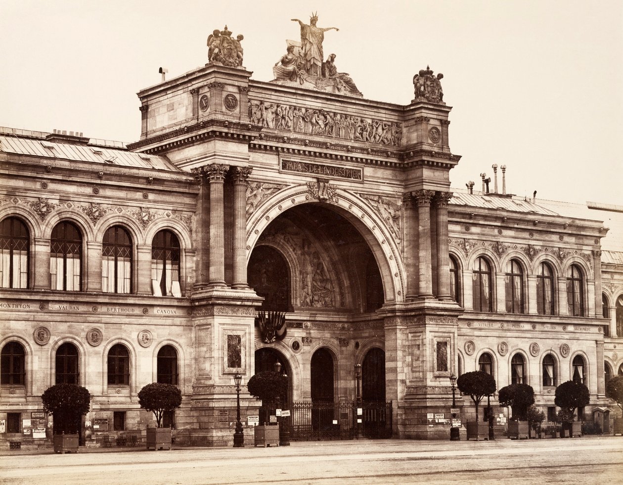 Palácio do Meio da Indústria de Edouard Denis Baldus