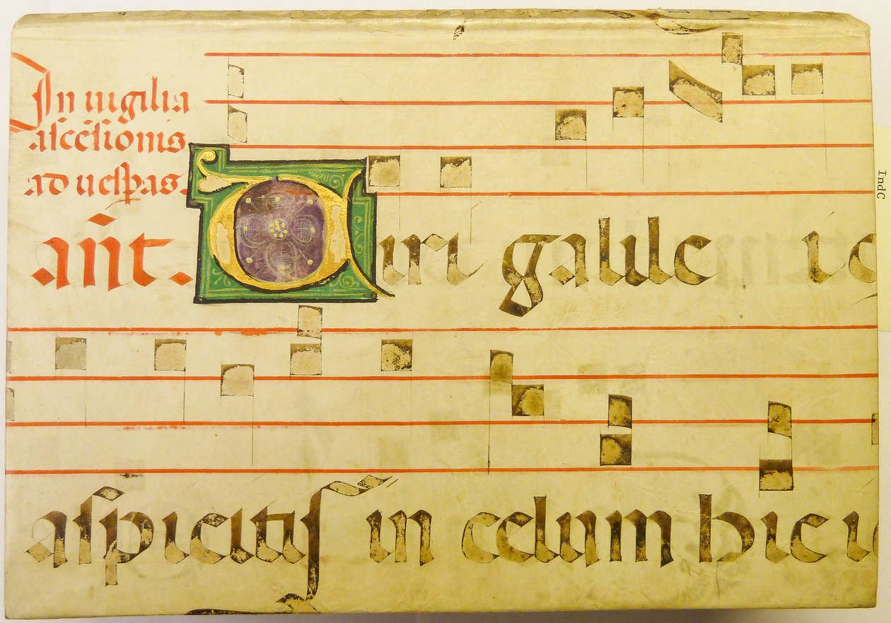 Porção de uma folha de pergaminho de um litúrgico ms. de kladcat Portion of a parchment leaf from a liturgical ms.