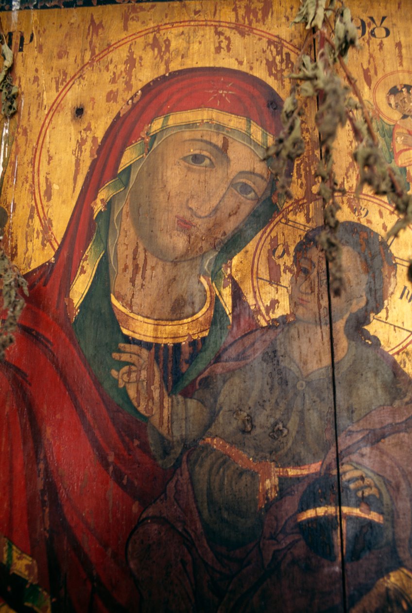 Madonna com criança, pintada em madeira na igreja de Agios Antonios, Kavousi, Creta, Grécia (foto) de Theodore Charles Ange Coquelin