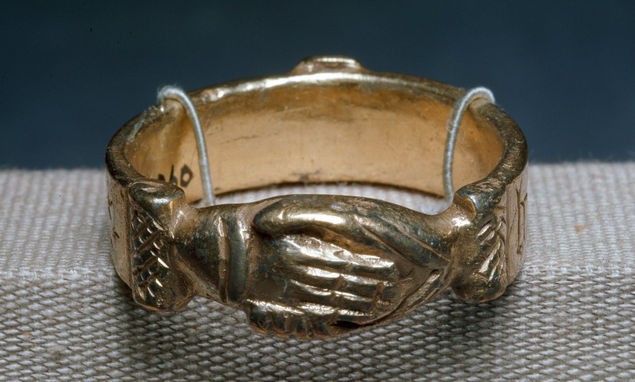 Aliança de Casamento. Da Escócia. Do século XV. Londres, Victoria e Albert Museum. de Scottish School