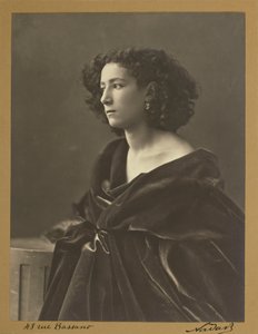 Retrato de Sarah Bernhardt em 1864 por Nadar de Nadar