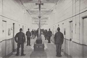 A Muster of Hooligans, Prisão de Borstal (foto a p/b)