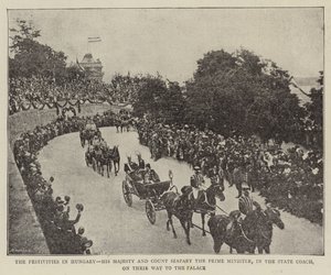 As festividades na Hungria, Sua Majestade e o Conde Szapary, o Primeiro Ministro, no Técnico de Estado, a caminho do Palácio (foto a p/b) de (after) English photographer