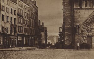Rue du Cloitre-Notre-Dame, vista do Parvis por volta de 1865 (foto a p/b) de (after) French Photographer