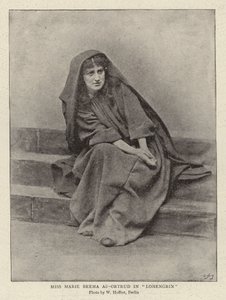 Miss Marie Brema como Ortrud em "Lohengrin" (fotografia a preto e branco) de (after) German photographer
