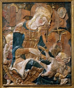 Madonna e Child, alívio básico (terracota) de (attr. to) Donatello