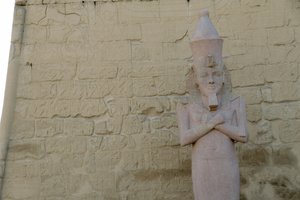 Templo de Luxor, arquitetura do Antigo Egito em Luxor de Albert Mansour