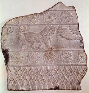 Fragmento de baixo relevo representando um leão andante. De Persepolis (Irã) Epoque Routenide, 460 AC. Seattle, Museu de Arte de Achaemenid