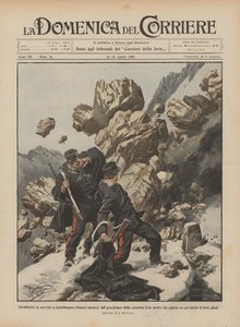 Carabinieri em serviço em Castelmagno (Cuneo) surpreendido pelo precipício do ápice de uma montanha
