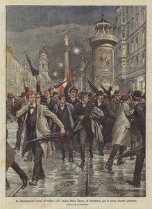 A manifestação contra os Glitalianos na praça Maria Teresa, em Innsbruck, pela nova Faculdade Jurídica de Achille Beltrame