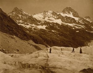 Paisagem alpina, três caminhantes em uma geleira, de 1860 (impressão de carbono) de Adolphe Braun