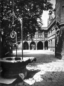 Cluny Hotel visto do pátio, Paris