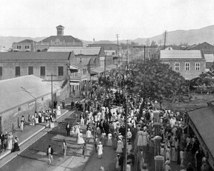 King Street olhando para o norte, Kingston, Jamaica, c1905. de Adolphe Duperly and Son