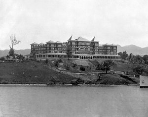 Hotel de Titchfield, Port Antonio, Jamaica, c1905. de Adolphe Duperly and Son