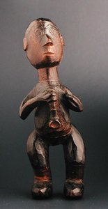 Figura permanente de um homem europeu segurando um cano, África do Sudeste, final do século XIX (madeira) de African