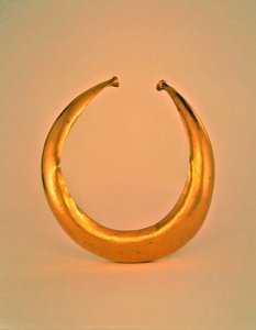 Colarinho, Mooghaun Norte, Clare County, Idade do Bronze Final, 800-700 AC (ouro) de Age Bronze