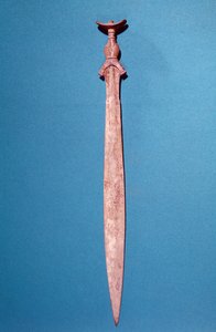 Espada, encontrada no Saone em Neuville (bronze)