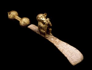 Espada e Bainha com Ornamento de Espada Representando um Macaco com um Grilo