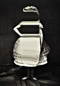 Garota, 2020 (mídia mista) de Alex Caminker