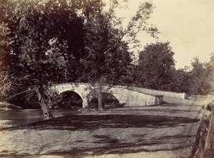 Ponte Burnside, do outro lado do Antietam, perto de Sharpsburg, nº 1, setembro de 1862, 1862. de Alexander Gardner