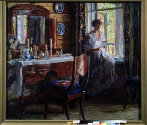 Interieur (Interior). Retrato de uma bela jovem sentada no peitoril da janela, lendo uma carta com um sorriso, perto do seu toucador, com os seus produtos de beleza, velas e um buquê de flores. Pintura de Alexander Vikto