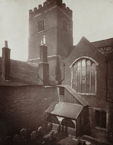 St. Bartholomews: The Green Churchyard no local do Old South Transept de Alfred H. Bool