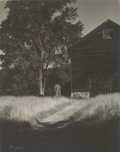 Celeiro, Lago George, 1936. de Alfred Stieglitz