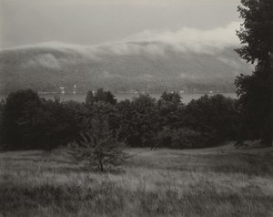 O Lago George visto da colina de Alfred Stieglitz